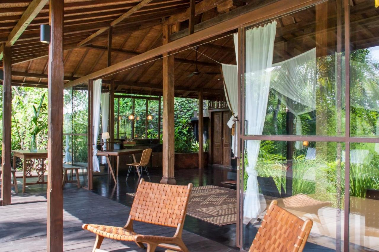 אובוד Villa Mahadevi Jungle Retreat Joglo 1 מראה חיצוני תמונה