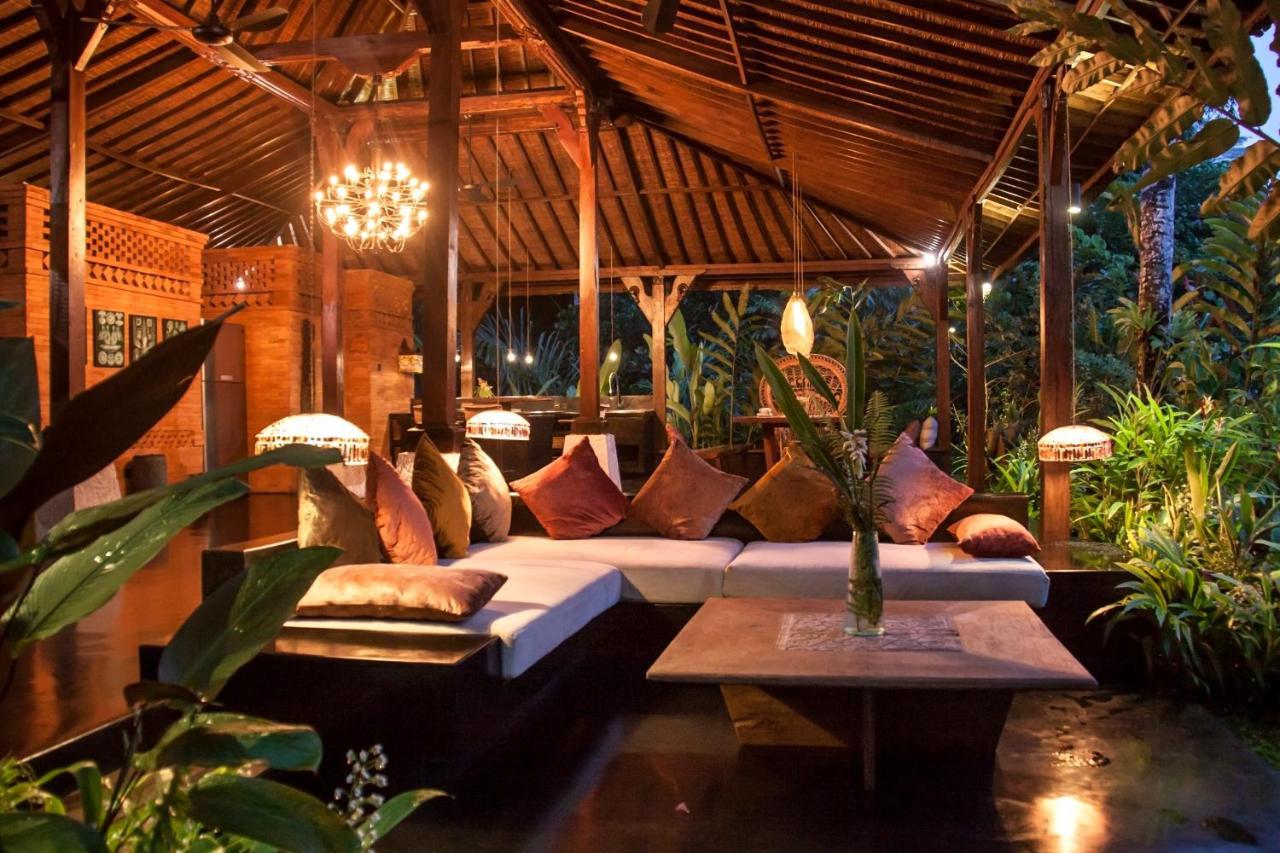 אובוד Villa Mahadevi Jungle Retreat Joglo 1 מראה חיצוני תמונה